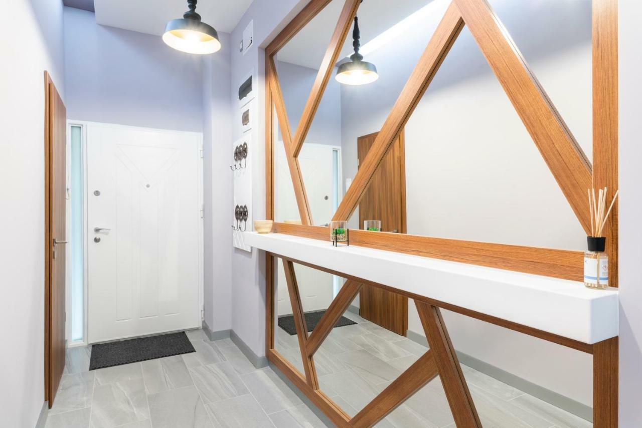 Modern 2 Bedroom Apartment With Free Airport Transfer Budapest Exterior foto