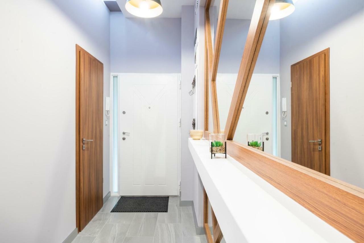 Modern 2 Bedroom Apartment With Free Airport Transfer Budapest Exterior foto