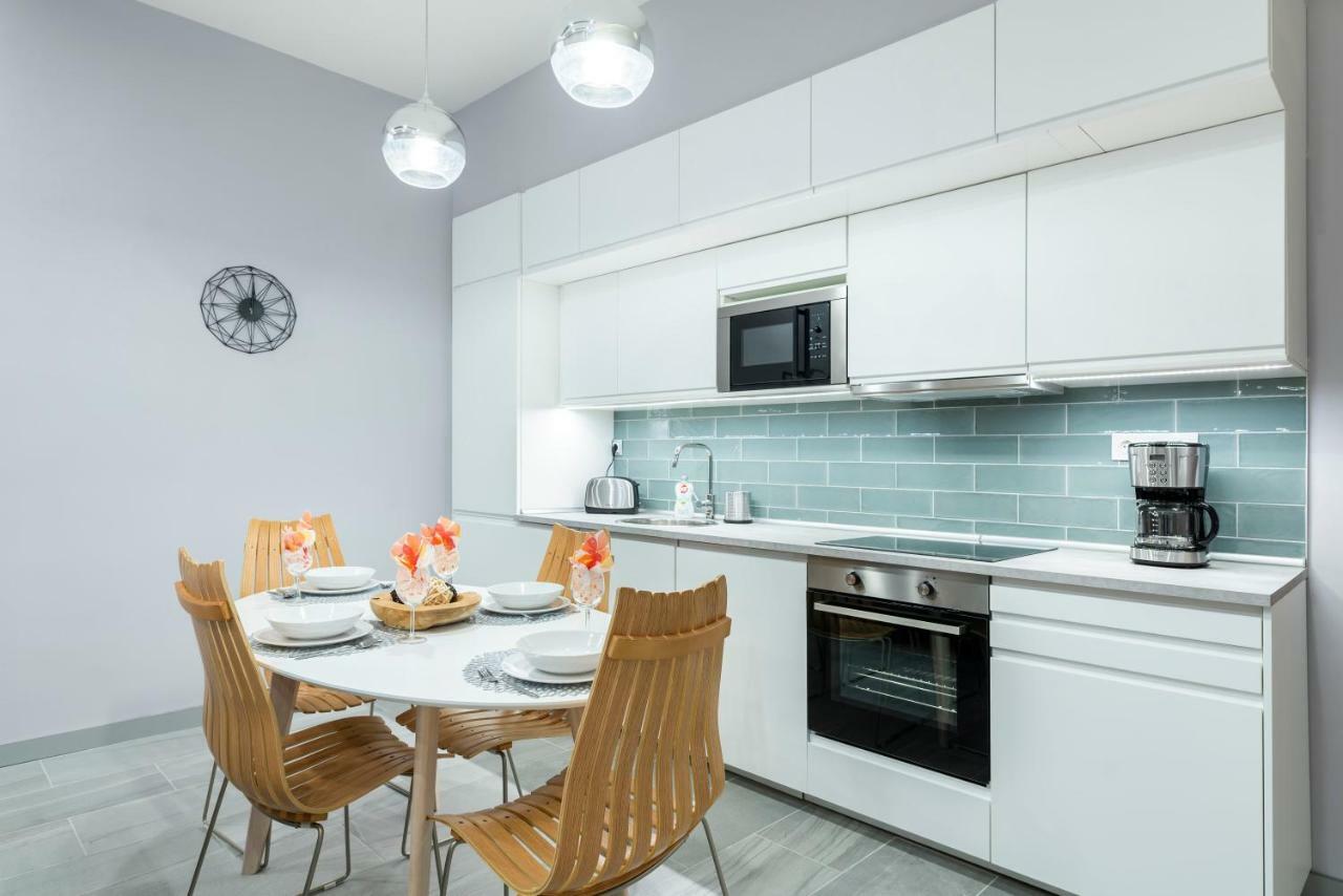 Modern 2 Bedroom Apartment With Free Airport Transfer Budapest Exterior foto